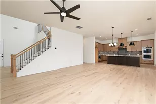 1047 Winding Br Dr, Canton, GA 30114 - Photo 5