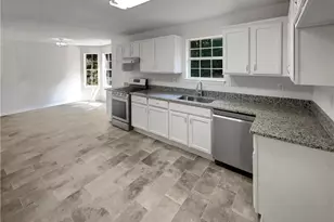 6590 Manor Creek Dr, Douglasville, GA 30135 - Photo 9