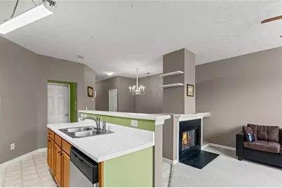 172 Oak Green Drive, Lawrenceville, GA 30044 - Photo 9