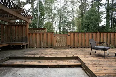 2045 Lown Farm Trail, Lithonia, GA 30058 - Photo 25