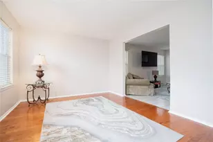 2045 Lown Farm Trail, Lithonia, GA 30058 - Photo 5