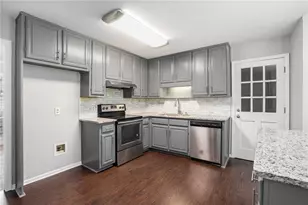 2501 Bechers Brook, Lawrenceville, GA 30043 - Photo 9