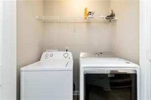 2413 Tolliver Hills Ln, Ellenwood, GA 30294 - Photo 19