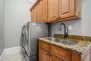 4025 Cascade Road SW, Atlanta, GA 30331 - Photo 29