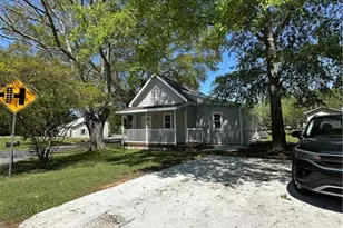 14 Weaver St, Jackson, GA 30233 - Photo 5