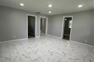 14 Weaver St, Jackson, GA 30233 - Photo 9