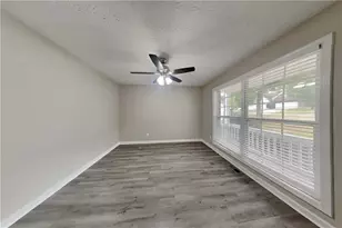 1294 Log Cabin Ln, Lawrenceville, GA 30045 - Photo 3