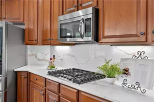 6625 Chambrel Way, Suwanee, GA 30024 - Photo 7