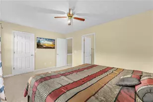 1366 Hollenbeck Ln, Riverdale, GA 30296 - Photo 15