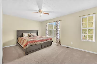 1366 Hollenbeck Lane, Riverdale, GA 30296 - Photo 13