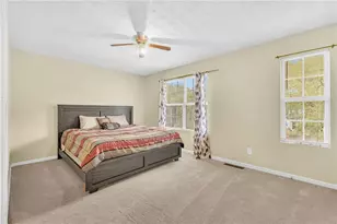 1366 Hollenbeck Ln, Riverdale, GA 30296 - Photo 13