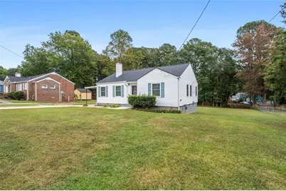 111 Poplar Street, Fairburn, GA 30213 - Photo 3