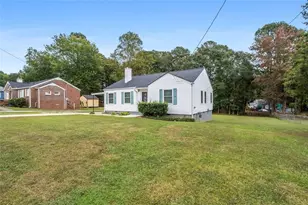 111 Poplar St, Fairburn, GA 30213 - Photo 3