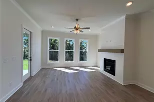 609 Skytop Dr, Cumming, GA 30040 - Photo 13