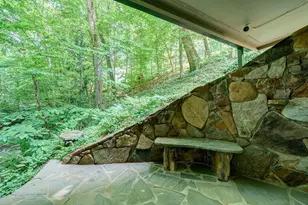 465 Hillside Dr NW, Atlanta, GA 30342 - Photo 41