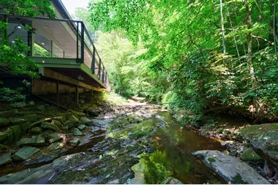 465 Hillside Drive NW, Atlanta, GA 30342 - Photo 3