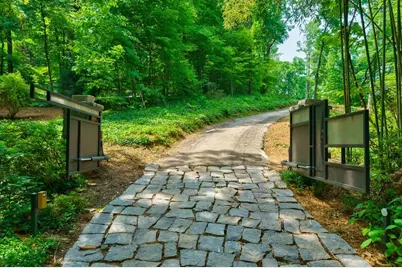 465 Hillside Drive NW, Atlanta, GA 30342 - Photo 69