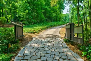 465 Hillside Dr NW, Atlanta, GA 30342 - Photo 69