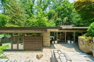 465 Hillside Dr NW, Atlanta, GA 30342 - Photo 5