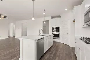 295 Staffin Dr, Senoia, GA 30276 - Photo 9