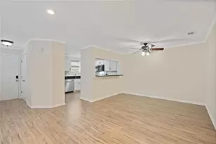 911 Hollyfax Cir NE, Atlanta, GA 30328 - Photo 15