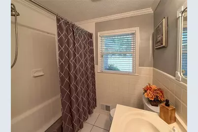 1733 Rhonda Lane, Stone Mountain, GA 30087 - Photo 17