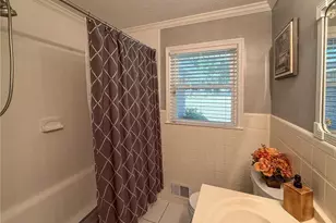 1733 Rhonda Ln, Stone Mountain, GA 30087 - Photo 17