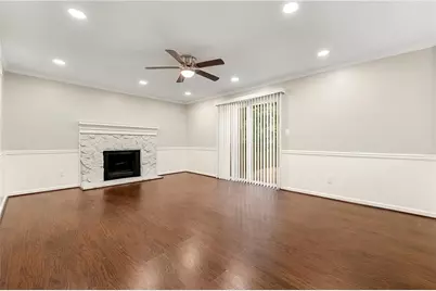 1386 Heritage Glen Drive, Marietta, GA 30068 - Photo 3