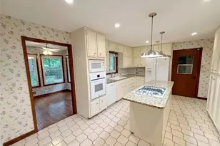 125 Cannongate Cir, Sharpsburg, GA 30277 - Photo 5