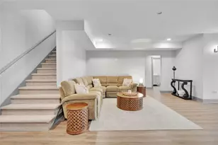 6930 Blackthorn Ln, Suwanee, GA 30024 - Photo 63