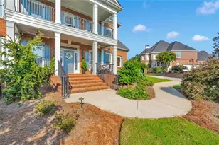 6930 Blackthorn Ln, Suwanee, GA 30024 - Photo 9