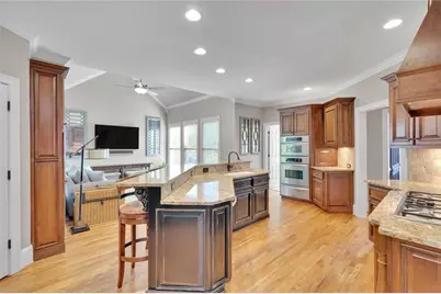 6930 Blackthorn Lane, Suwanee, GA 30024 - Photo 25