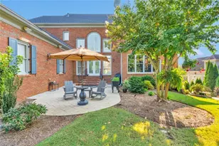 6930 Blackthorn Ln, Suwanee, GA 30024 - Photo 43