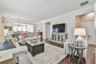 6525 Bradford Ct, Hoschton, GA 30548 - Photo 7