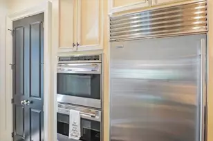 9062 Riverbend Manor, Alpharetta, GA 30022 - Photo 7