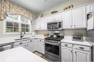 6104 Saddlehorse Drive, Flowery Branch, GA 30542 - Photo 11