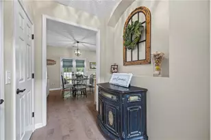 6104 Saddlehorse Dr, Flowery Branch, GA 30542 - Photo 9