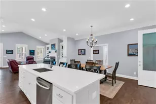 135 Village Dr, Clarkesville, GA 30523 - Photo 11