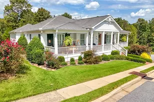 135 Village Dr, Clarkesville, GA 30523 - Photo 1