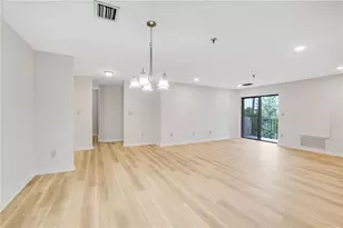 300 Johnson Ferry Rd, Atlanta, GA 30328 - Photo 13