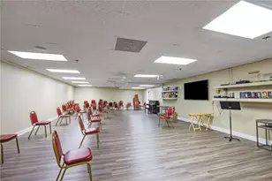 300 Johnson Ferry Rd, Atlanta, GA 30328 - Photo 33