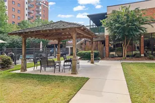 300 Johnson Ferry Rd, Atlanta, GA 30328 - Photo 27