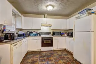 241 E Ash Street E, Social Circle, GA 30025 - Photo 3