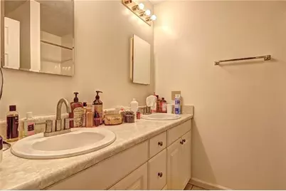 241 E Ash Street E, Social Circle, GA 30025 - Photo 15