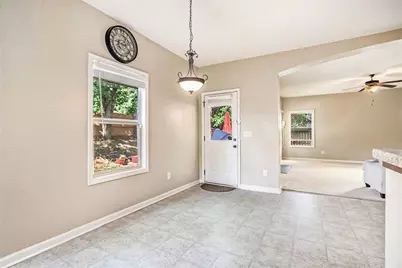 2613 Kolb Manor Circle SW, Marietta, GA 30008 - Photo 9