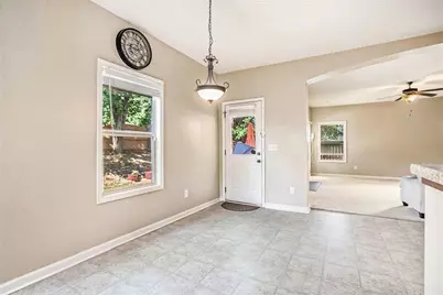 2613 Kolb Manor Circle SW, Marietta, GA 30008 - Photo 9