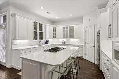 1153 Brookhaven Commons Drive, Brookhaven, GA 30319 - Photo 11