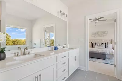 942 Homepark Circle, Buford, GA 30518 - Photo 13