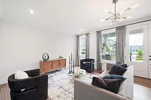 815 Maplewood Dr, Roswell, GA 30075 - Photo 5