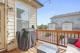 1097 Township Square, Alpharetta, GA 30022 - Photo 29